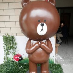 玻璃鋼小熊雕塑,玻璃鋼卡通熊雕塑