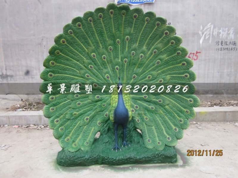 仿真孔雀雕塑，玻璃鋼孔雀雕塑