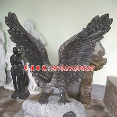老鷹石雕,青石鷹雕塑