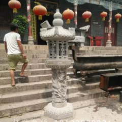 石雕燈，青石宮燈雕塑