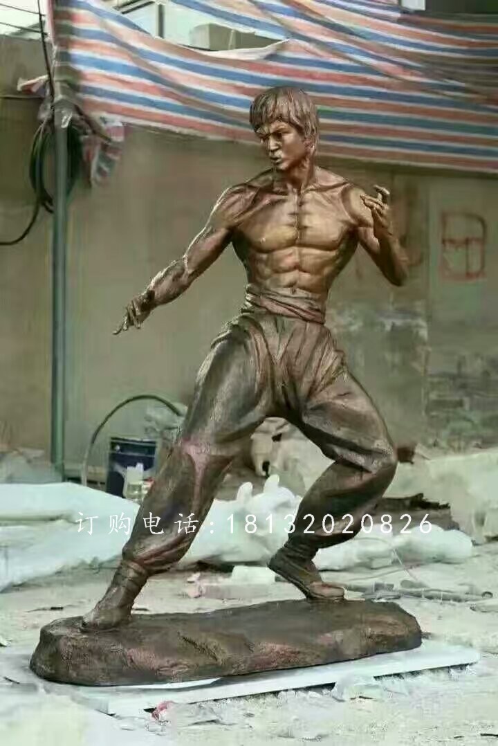 李小龍雕塑，玻璃鋼仿銅人物雕塑