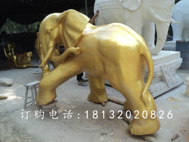 玻璃鋼仿銅大象雕塑，廣場(chǎng)動(dòng)物雕塑 (3)
