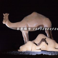 駱駝一家雕塑,玻璃鋼仿真動物雕塑