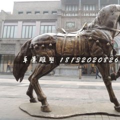 坐騎雕塑,廣場銅馬雕塑