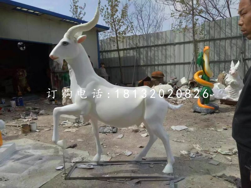 山羊雕塑,玻璃鋼仿真動物