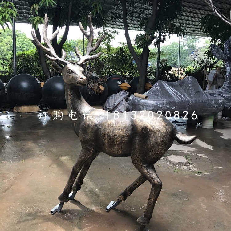 回頭鹿雕塑,玻璃鋼仿銅動物雕塑
