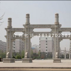 廣場石牌坊,三門牌坊石雕