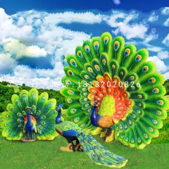 開(kāi)屏的孔雀雕塑，玻璃鋼仿真動(dòng)物
