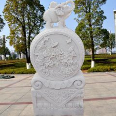 抱鼓石石雕，漢白玉門(mén)墩雕塑
