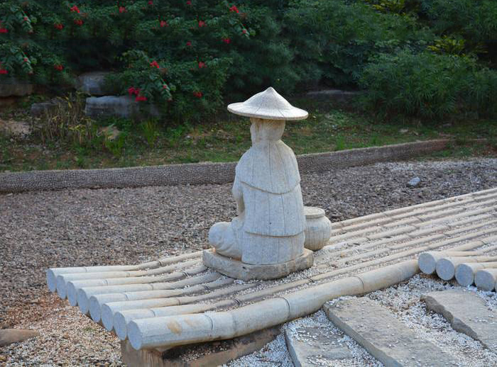 小老頭石雕，公園小品石雕