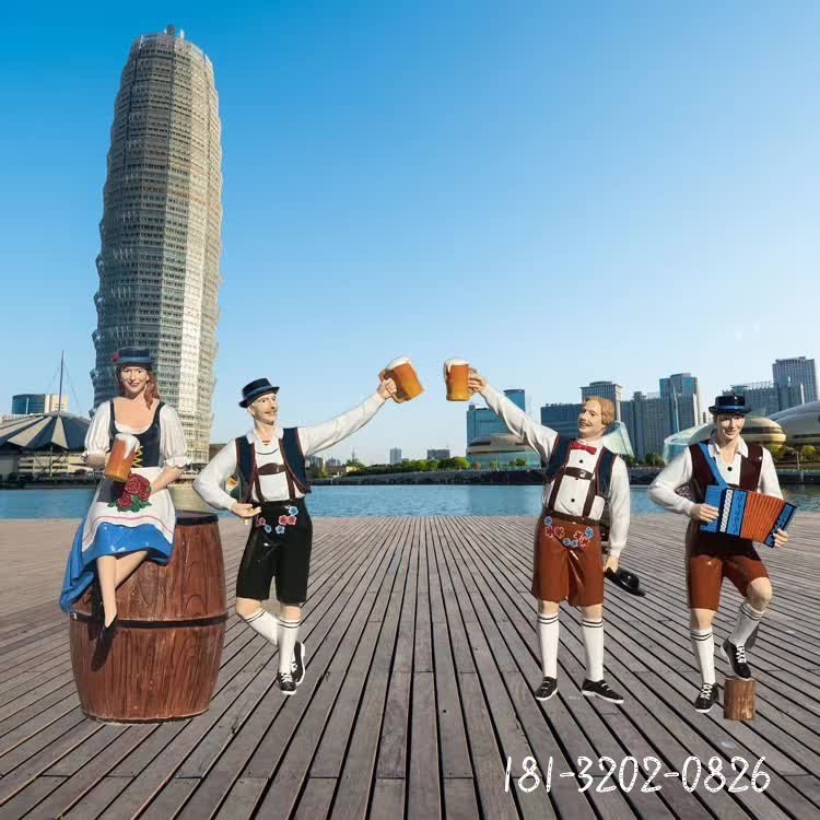 玻璃鋼廣場(chǎng)人物雕塑
